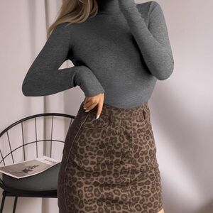 MangoPop Turtle Neck Long Sleeve Bodysuit Top Heather Grey Size XL